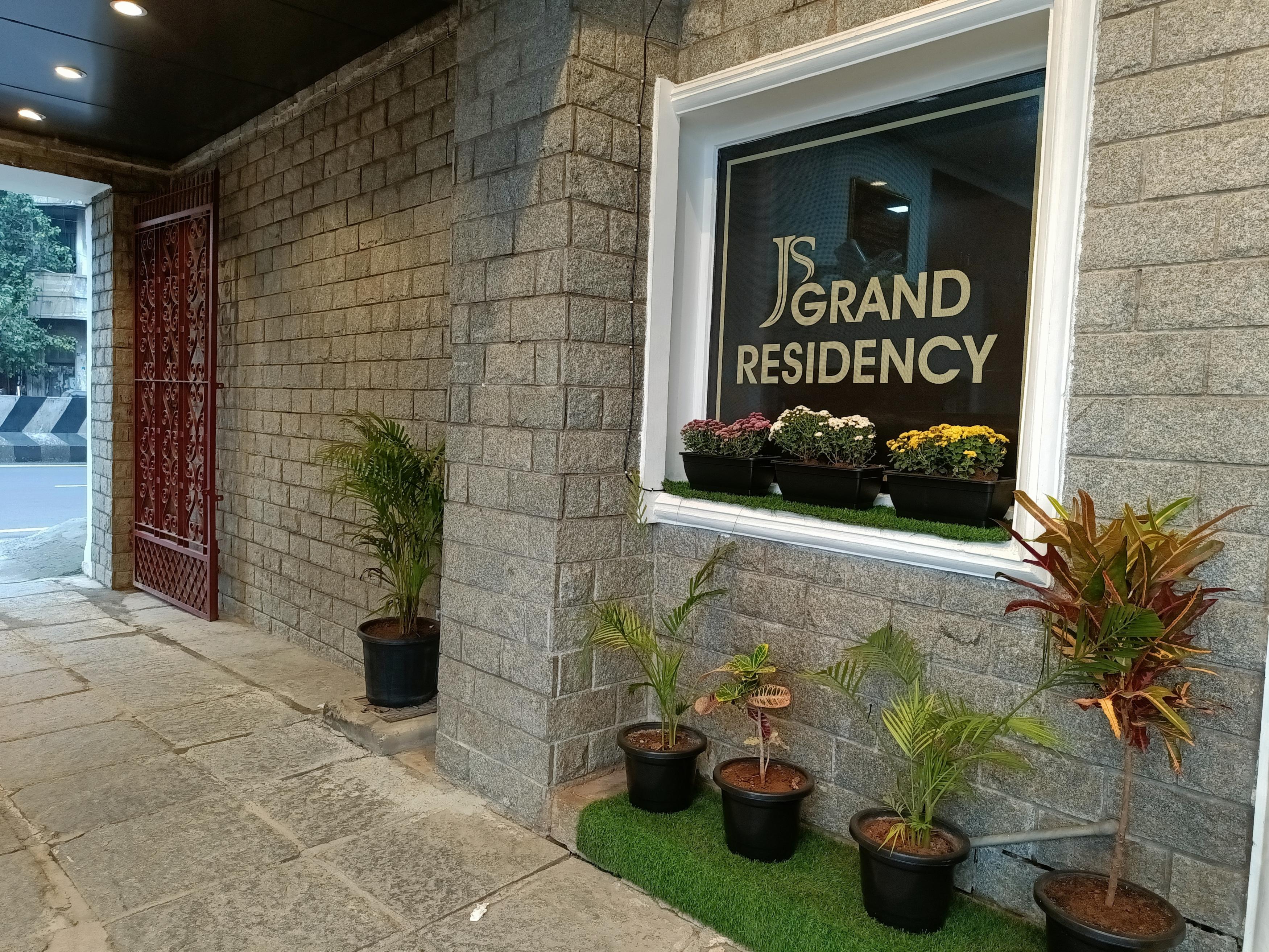 JS Grand Residency - Tap to explore photos