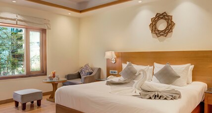 Divine Resorts & Spa Room Type - Executive Room - City View