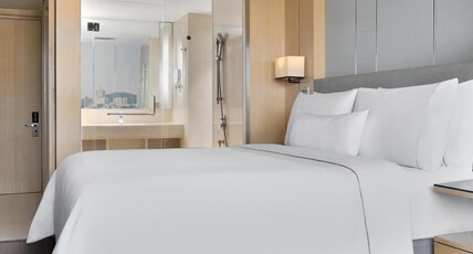 The Westin Mumbai Powai Lake Room Type - Guest Room  1 King- Hill View