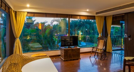 O Hotel Goa, Candolim Beach Room Type - Suite with Sea View
