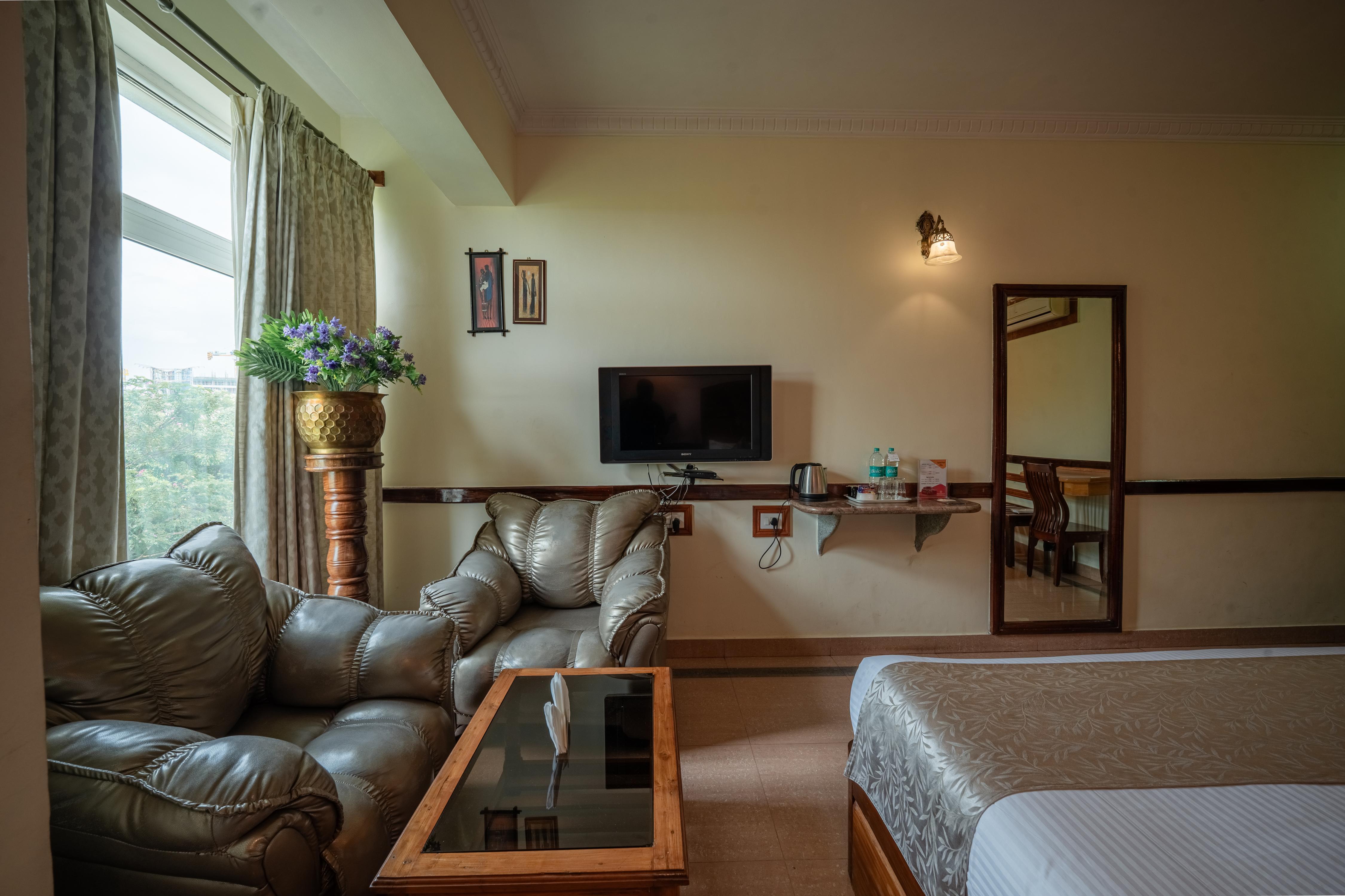 Hotel Presidency Kempegowda Bangalore Airport - Tap to explore photos