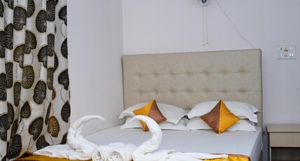 Hotel Dolphin Room Type - Three Bedroom Family Suite AC Hotel Dolphin Room Type - Three Bedroom Family Suite AC