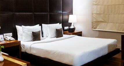 Udman Hotel, Panchshila Park Room Type - Executive Room