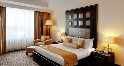 JJ Plaza JHV Cantonment Varanasi Room Type - Suite Room