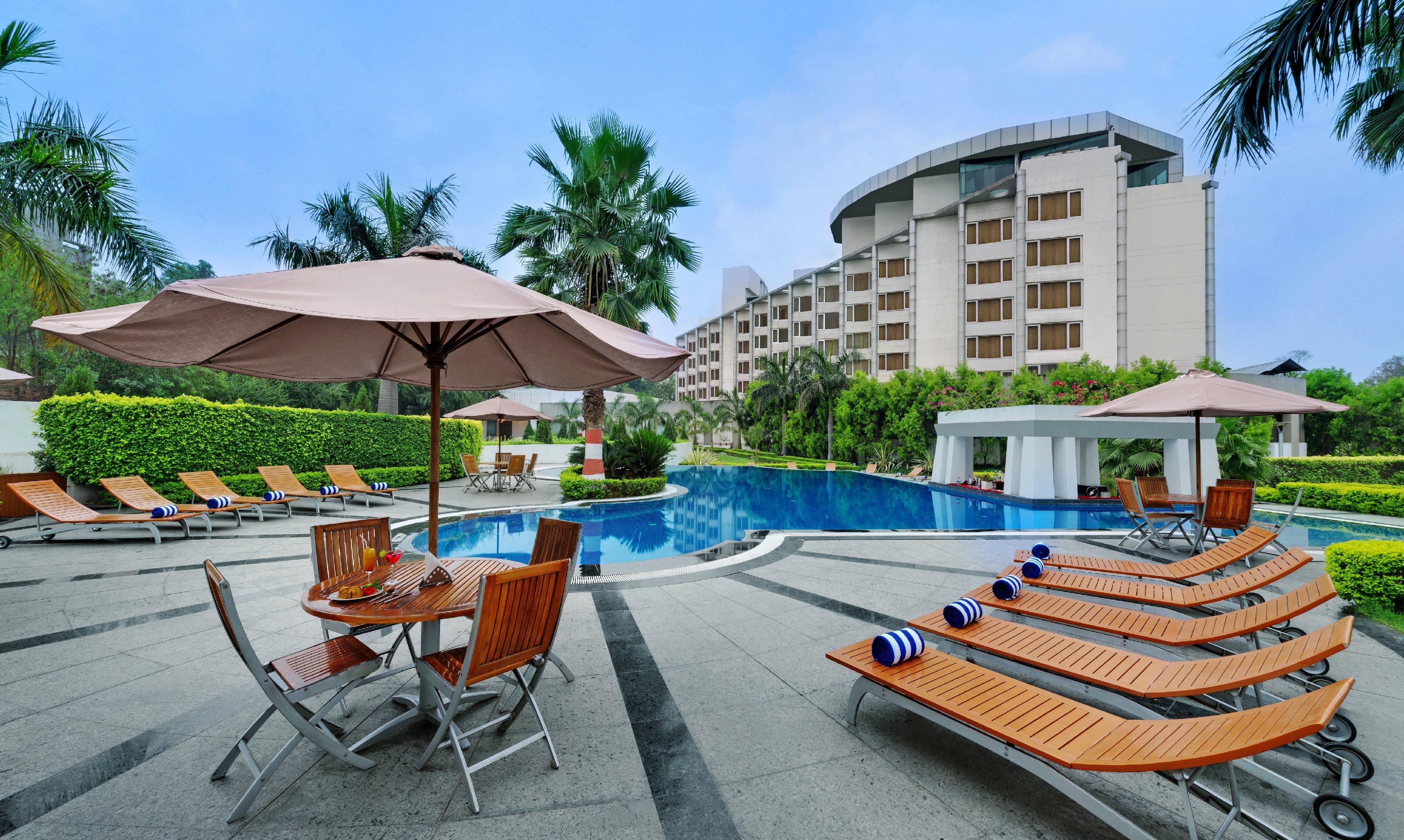 JJ Plaza JHV Cantonment Varanasi - Tap to explore photos