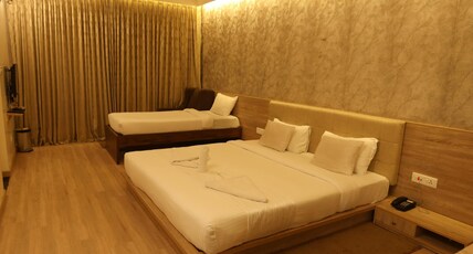 Delightz Inn Room Type - Deluxe Triangle Non-View with Sitout
