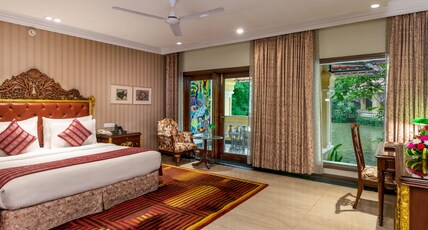 Mayfair Lagoon Room Type - Executive Room (Lagoon Facing) King