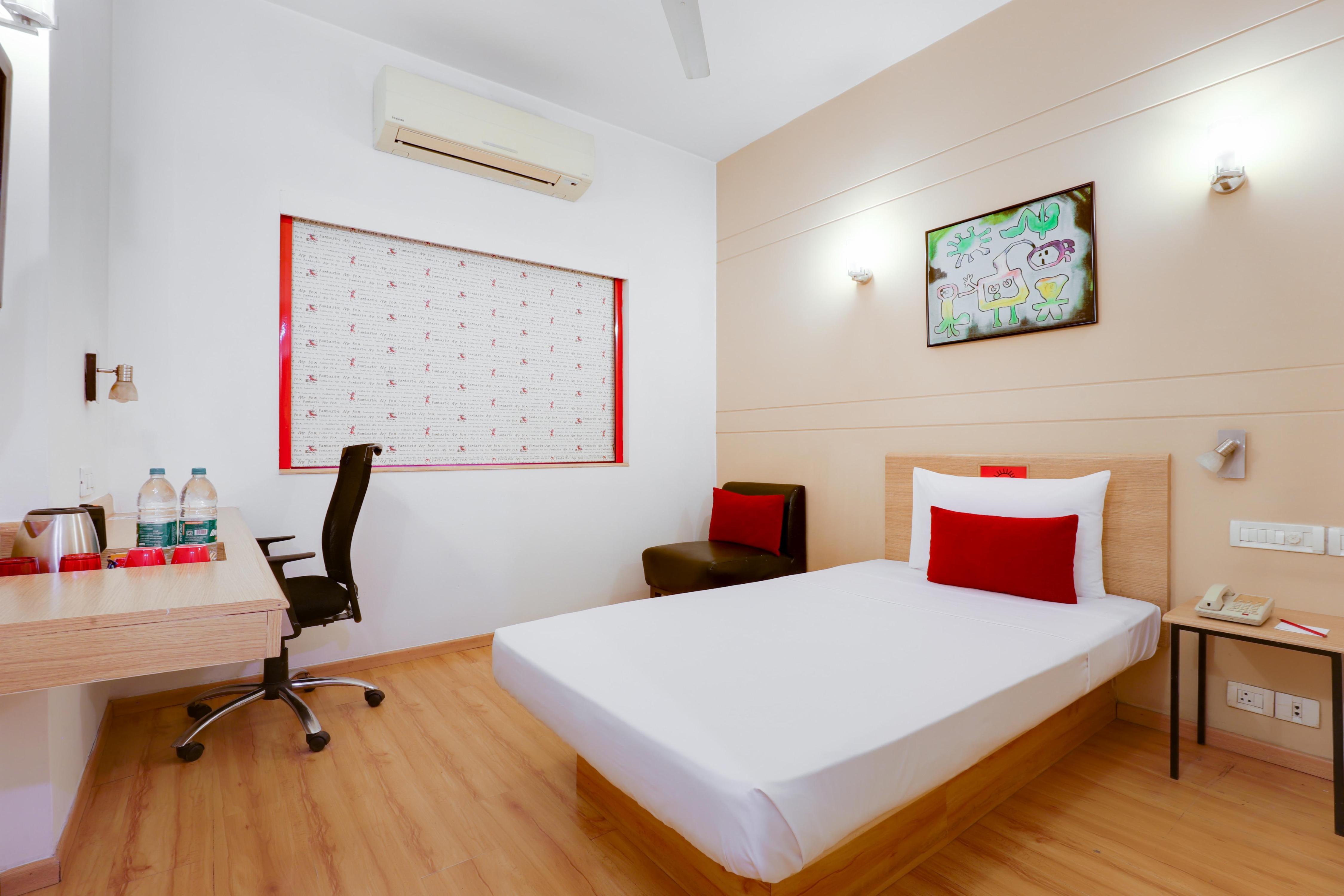 Red Fox by Lemon Tree Hotels, East Delhi - Tap to explore photos