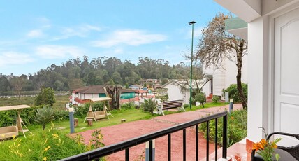 Sterling Kodai Lake Room Type - Lake View Suite with Balcony Sterling Kodai Lake Room Type - Lake View Suite with Balcony