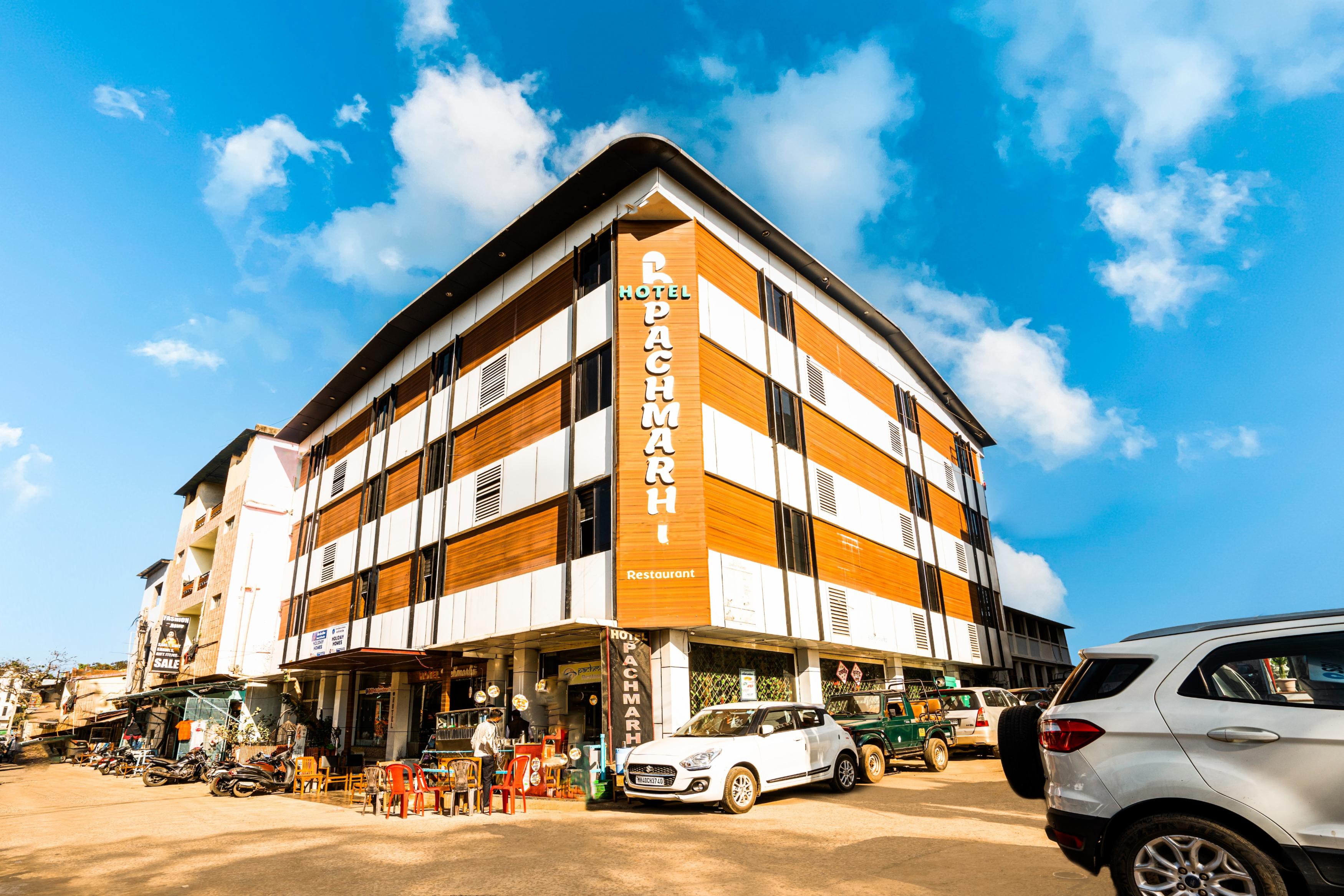 Hotel Pachmarhi