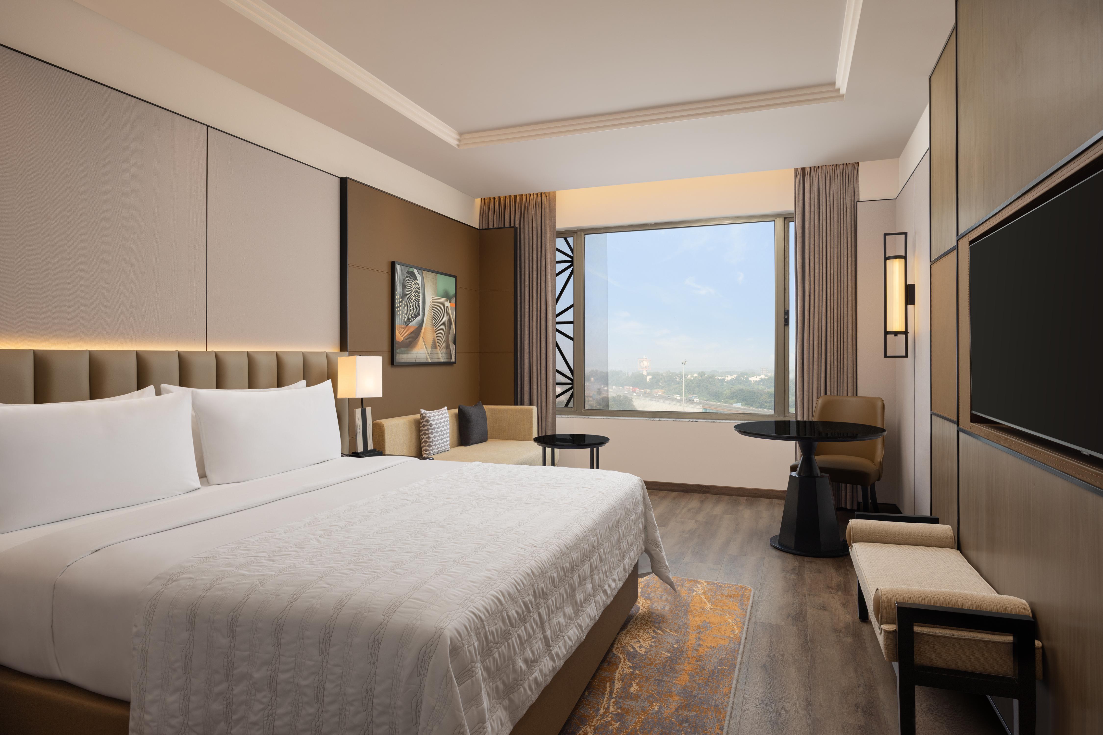 ORANGE MEGASTRUCTURE LLP Room Type - Executive King, Atrium View