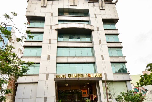 Hotel Green Palace