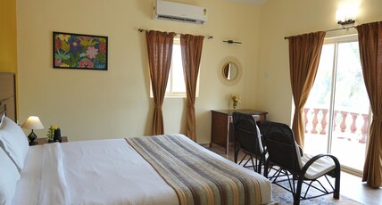 Indismart Woodbourne Resort Room Type - Super Deluxe Indismart Woodbourne Resort Room Type - Super Deluxe