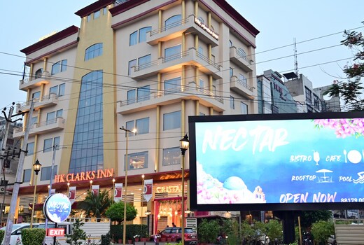 HK Clarks Inn