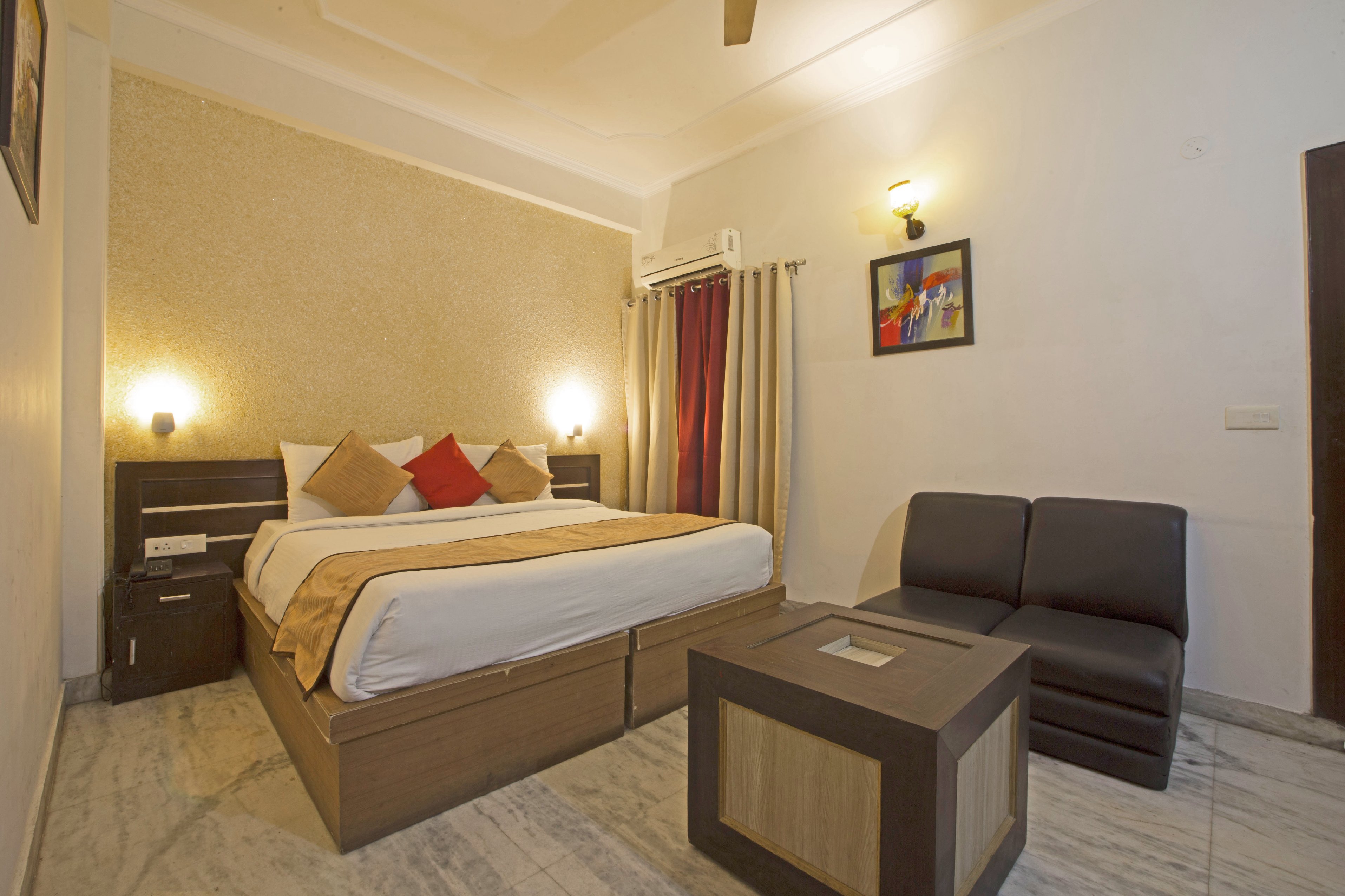 Goyal Hoteliers  Tara Palace Room Type - Deluxe Double Bed Room