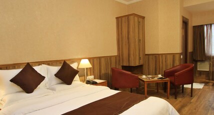 Empire International Church Street Room Type - Deluxe Room (A.C)