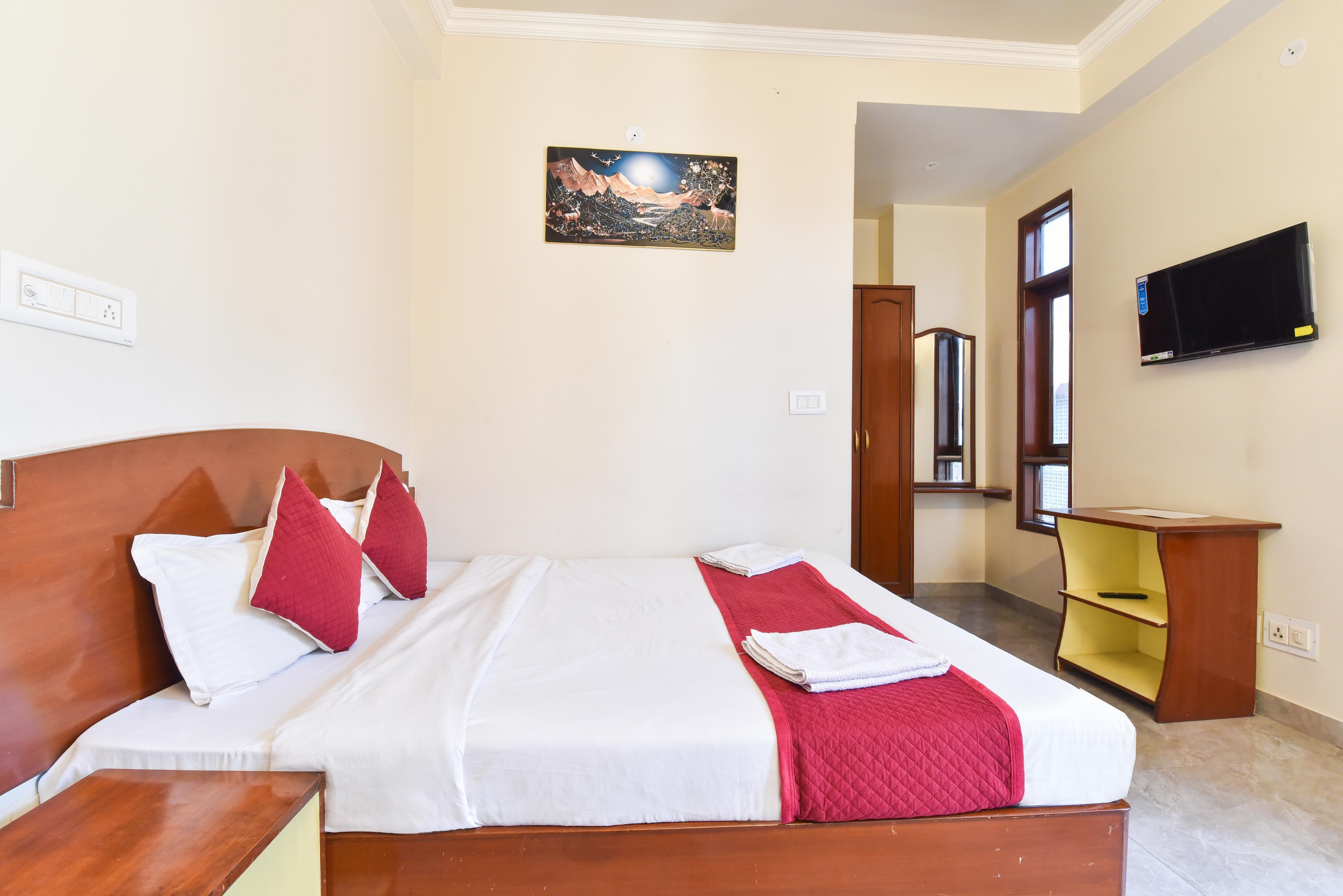 Hotel Rameshwaram - Railway Station Jaipur Room Type - Deluxe Room