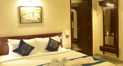 Hotel Seven Hills Room Type - Suite Room with Living Area Hotel Seven Hills Room Type - Suite Room with Living Area