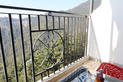 Address of Hotel Grand Hill
