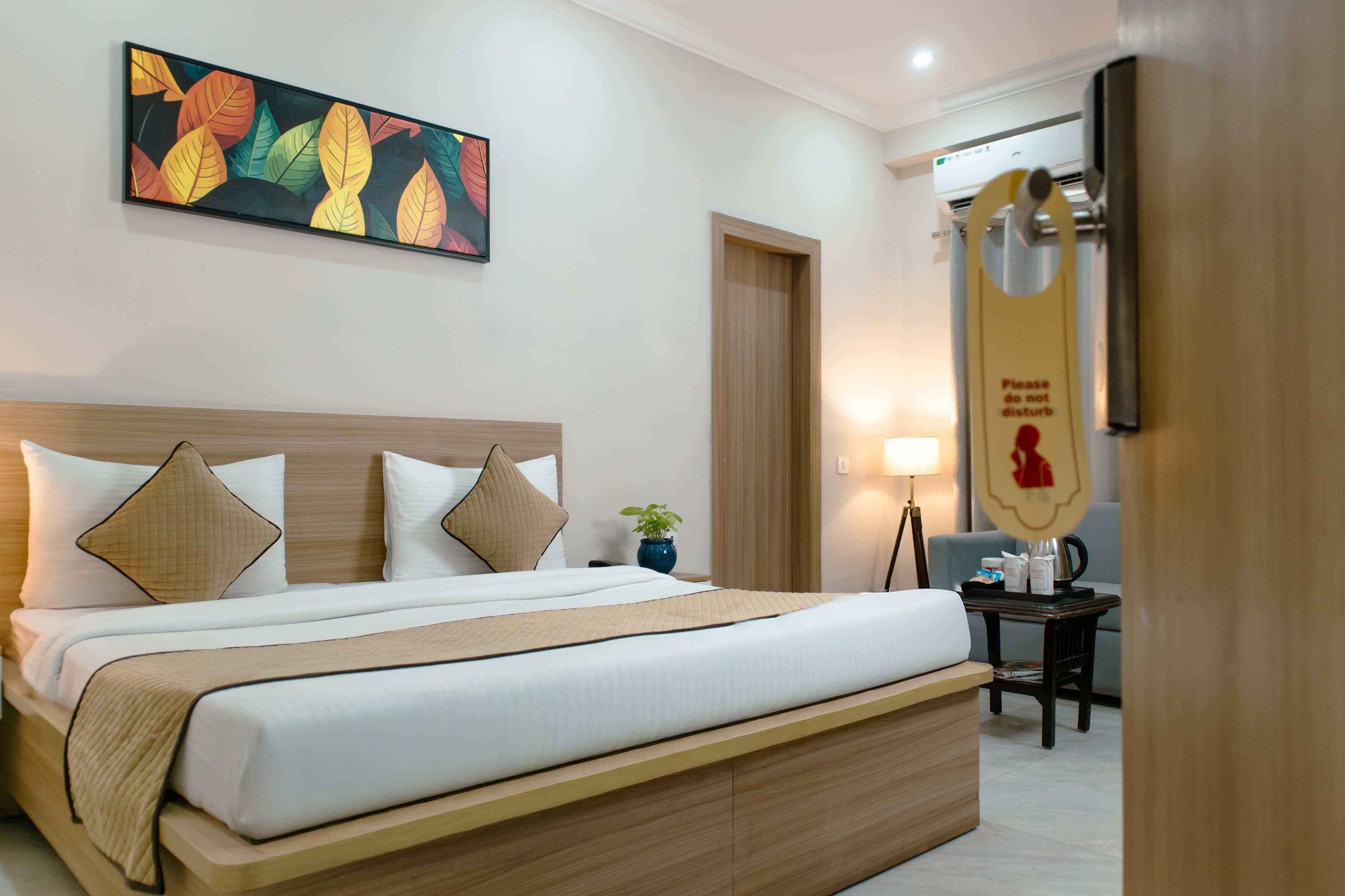 STEPiNN - Ess Kay Ess Villa Golf Course Road