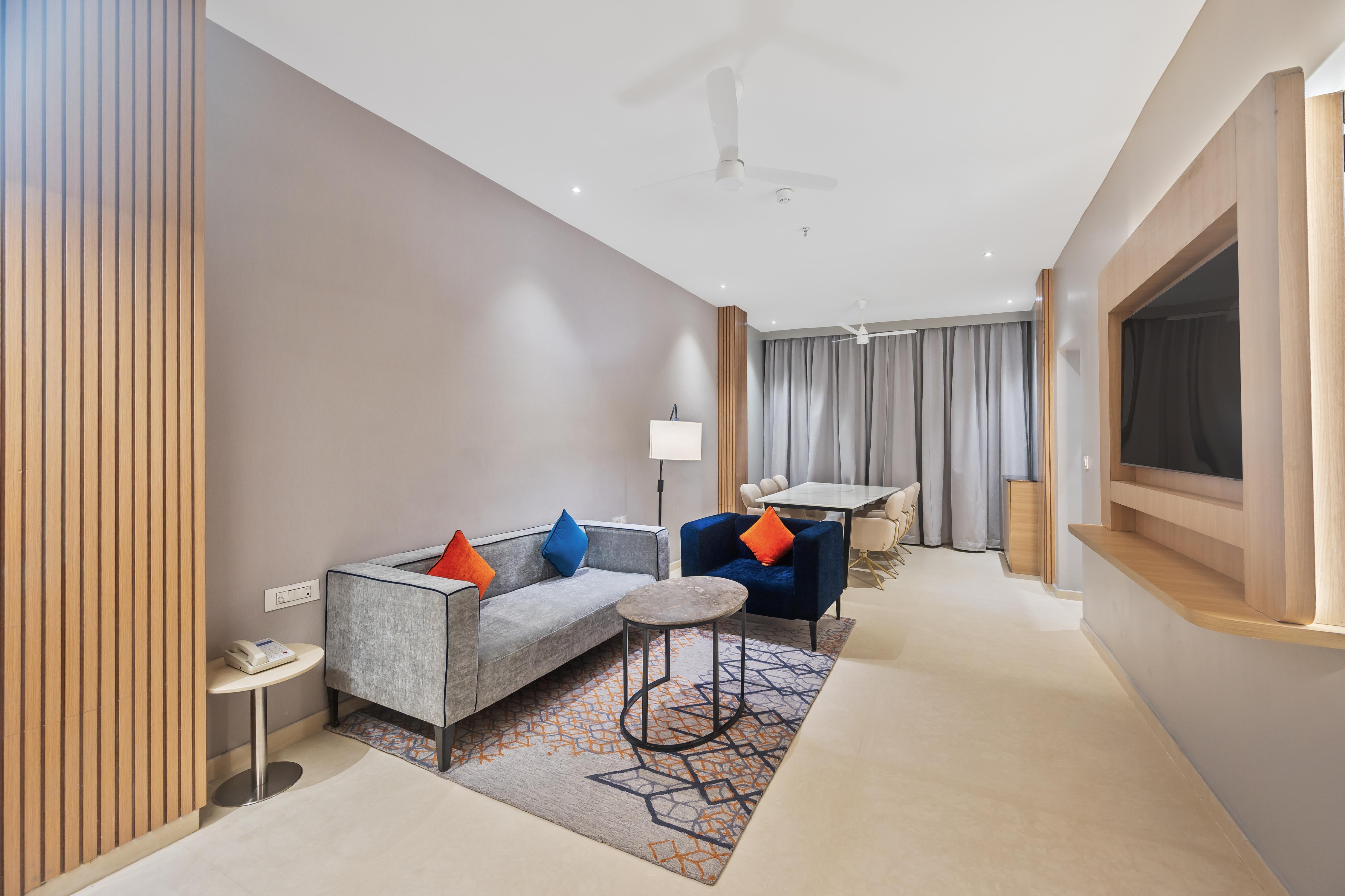 Holiday Inn Express & Suites Vijayawada by IHG - Tap to explore photos