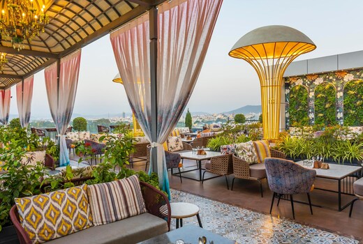 Raghu Mahal Hotels