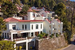 8fold- Pinecrest by Larisa@5 mins drive from Bhimtal Lake