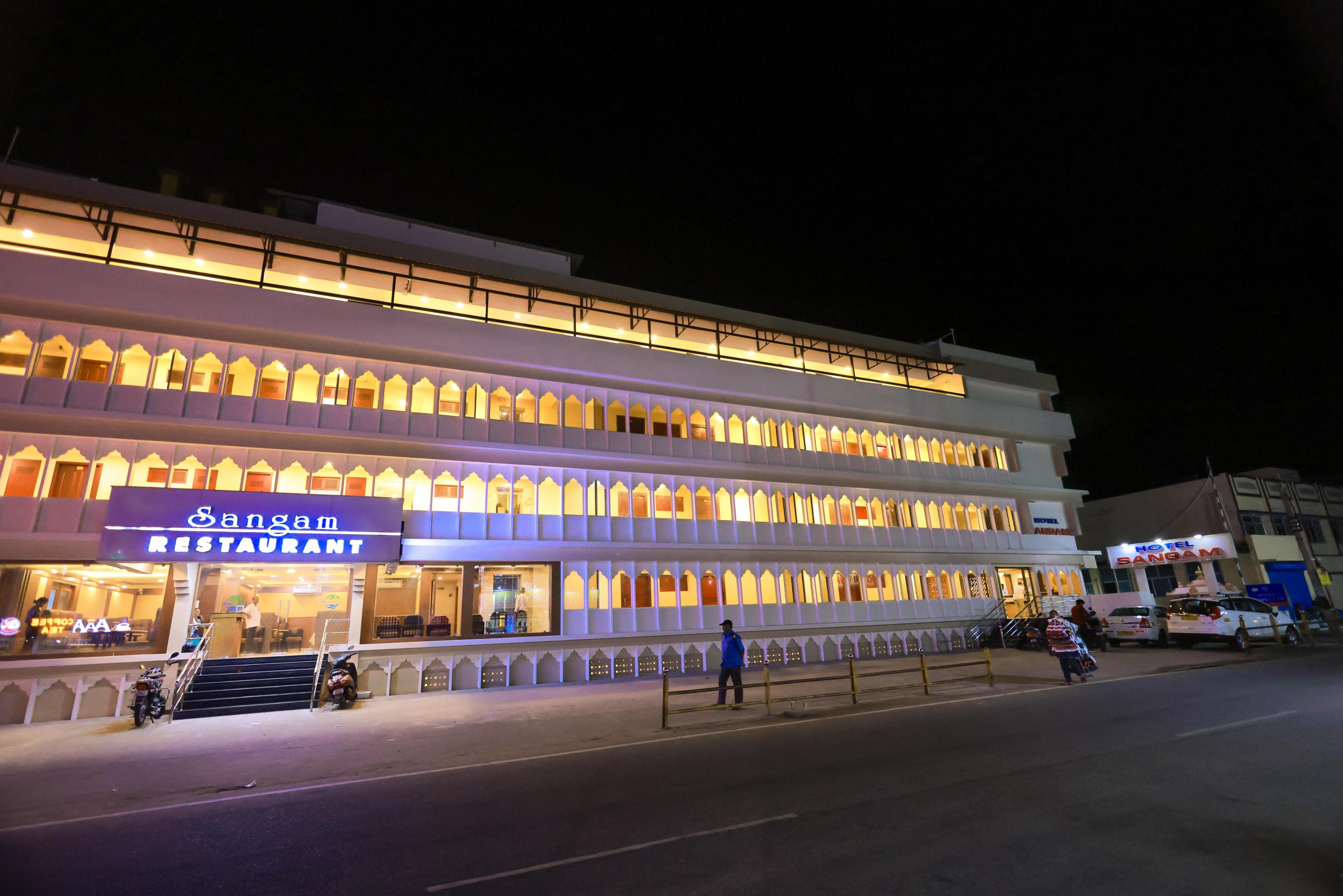 Hotel Sangam - Tap to explore photos