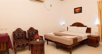 HAWAH BEACH RESORT Room Type - Deluxe Double AC Room