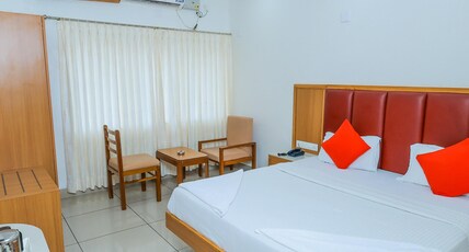 Hotel Janardana Room Type - Deluxe Double Ac