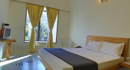Hotel Star Villa Room Type - Standard AC (Only for Family and couples)