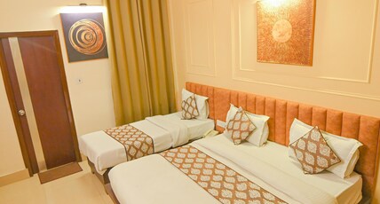 Swagat Inn @ Har Ki Pauri Road Room Type - Deluxe Triple room