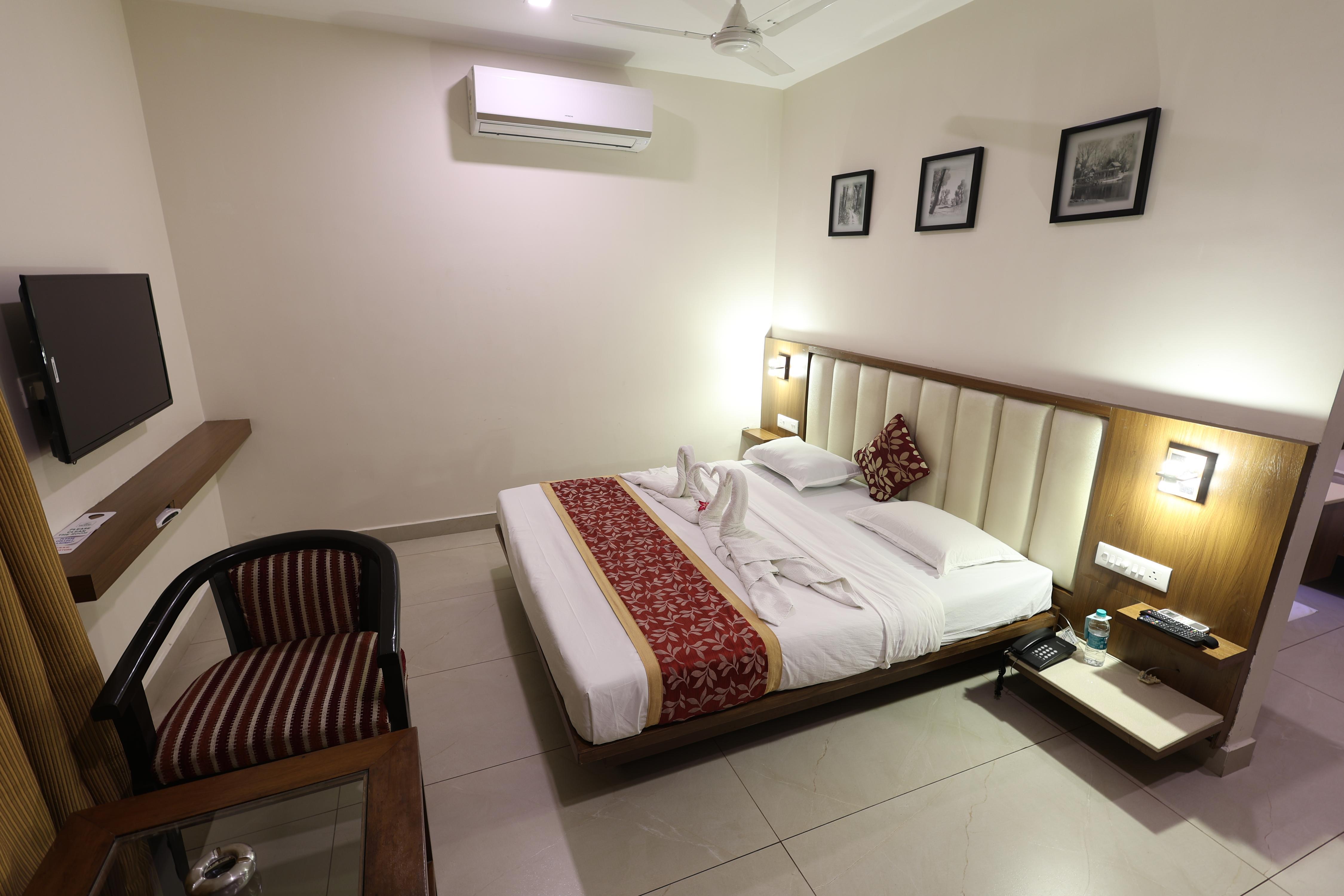 Hotel Abirami Residency - Tap to explore photos