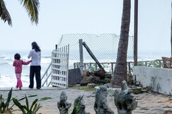 Sea Breeze Beach Resort