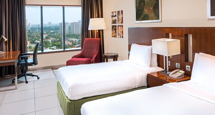 Holiday Inn Cochin Room Type - 2 Single Superior Smoking