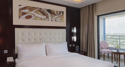 Holiday Inn Cochin Room Type - 1 BEDROOM EXECUTIVE SUITE SMOKING