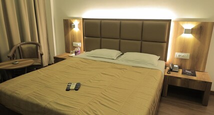 Hotel Great Maratha Room Type - Deluxe AC Hotel Great Maratha Room Type - Deluxe AC