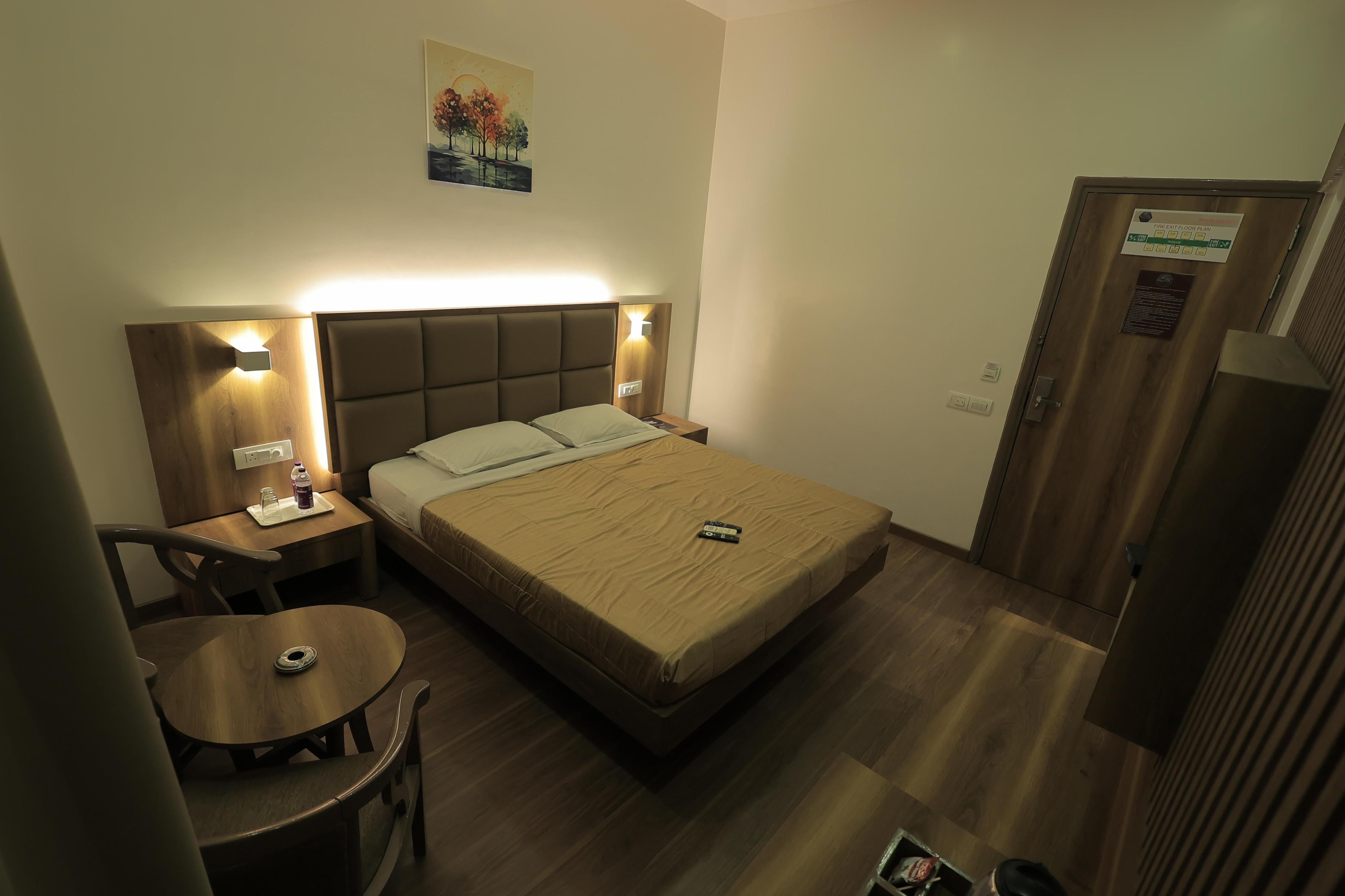Hotel Great Maratha Room Type - Deluxe  Room A/c