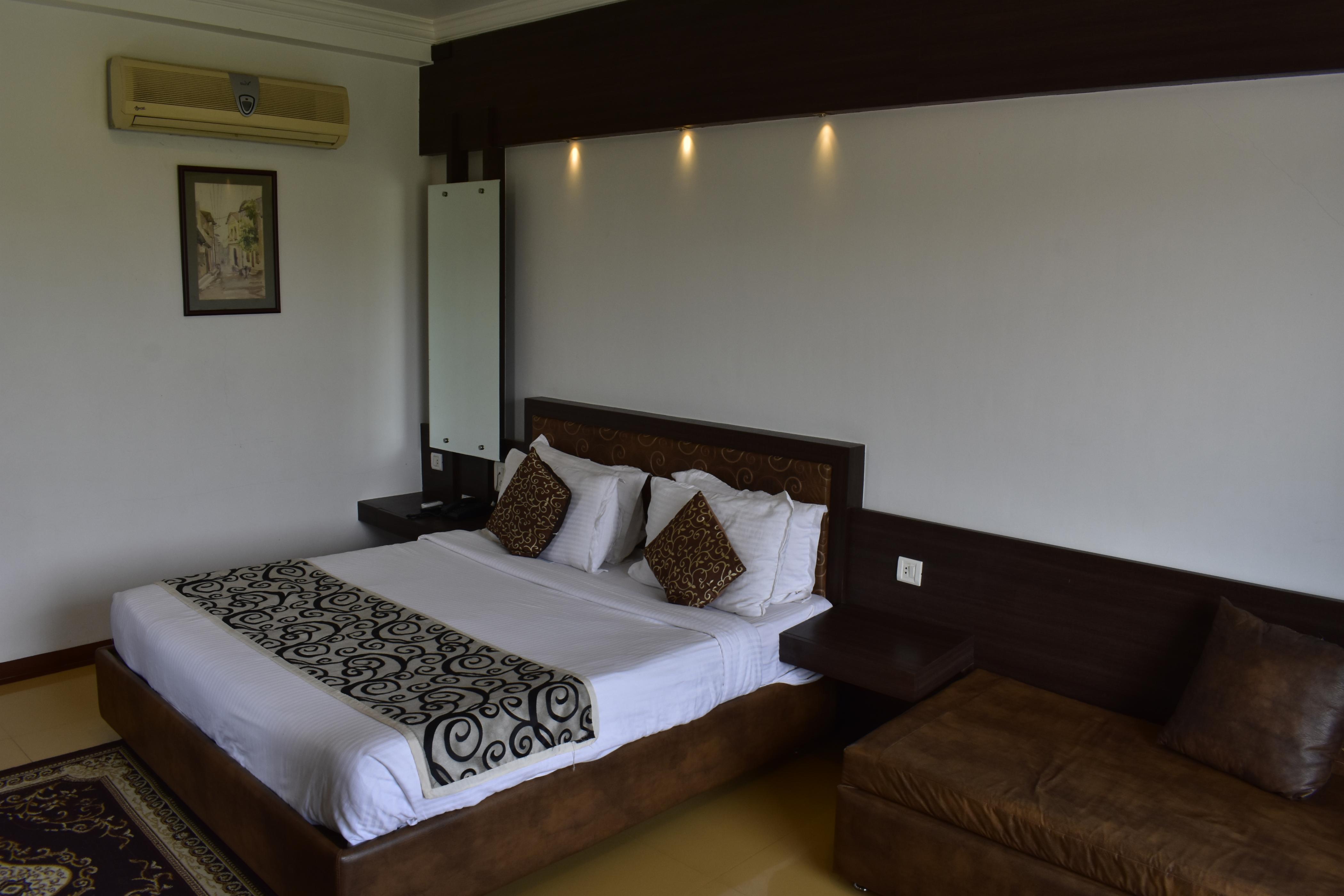 Shilpi Hill Resort - Tap to explore photos