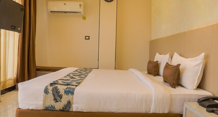 Hotel Shrimmaya, Ujjain Room Type - Premium Room Hotel Shrimmaya, Ujjain Room Type - Premium Room