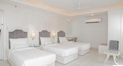 PEARL COURTYARD Room Type - TRIPLE BED DELUXE