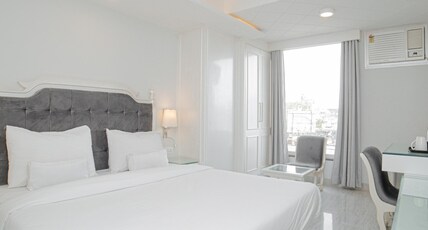 PEARL COURTYARD Room Type - SUPERIOR DOUBLE BED