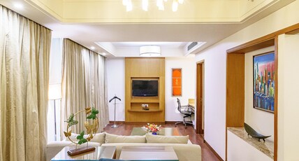 Radisson Blu Hotel Indore Room Type - Suite - One Bedroom