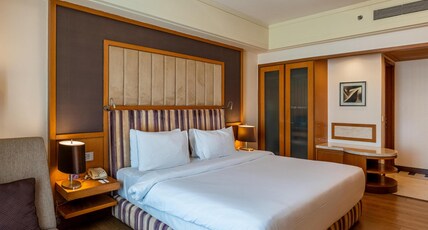Radisson Blu Hotel Indore Room Type - Deluxe Room