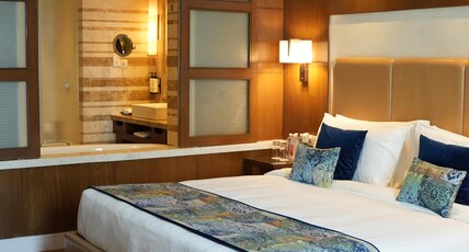 Crowne Plaza Hotel New Delhi Okhla by IHG Room Type - 1 King Bed 1 Bedroom Suite Lounge Access Crowne Plaza Hotel New Delhi Okhla by IHG Room Type - 1 King Bed 1 Bedroom Suite Lounge Access