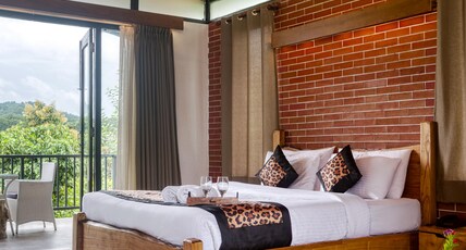 Corbett Machaan Resort Room Type - Hideaway Cottage