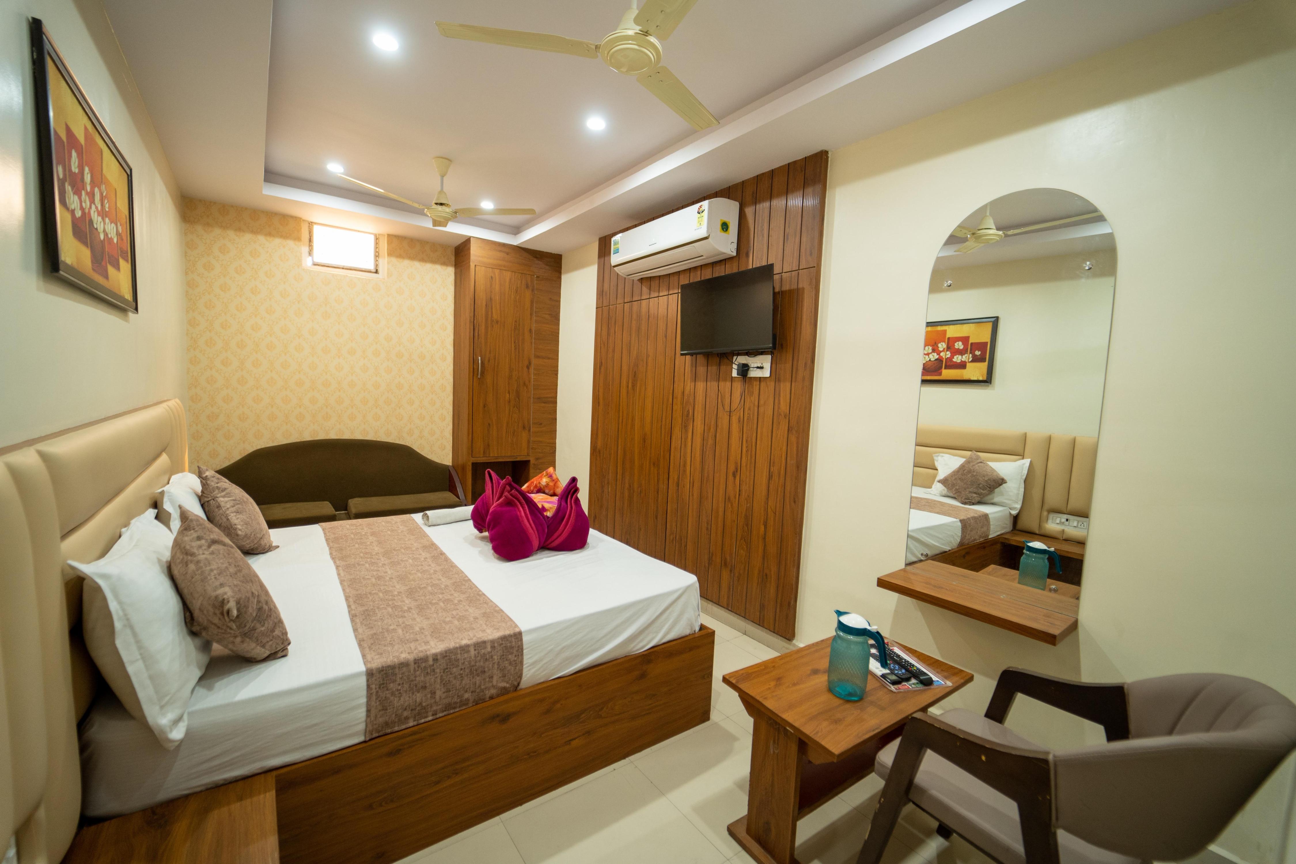 Hotel Siddhi Vinayak