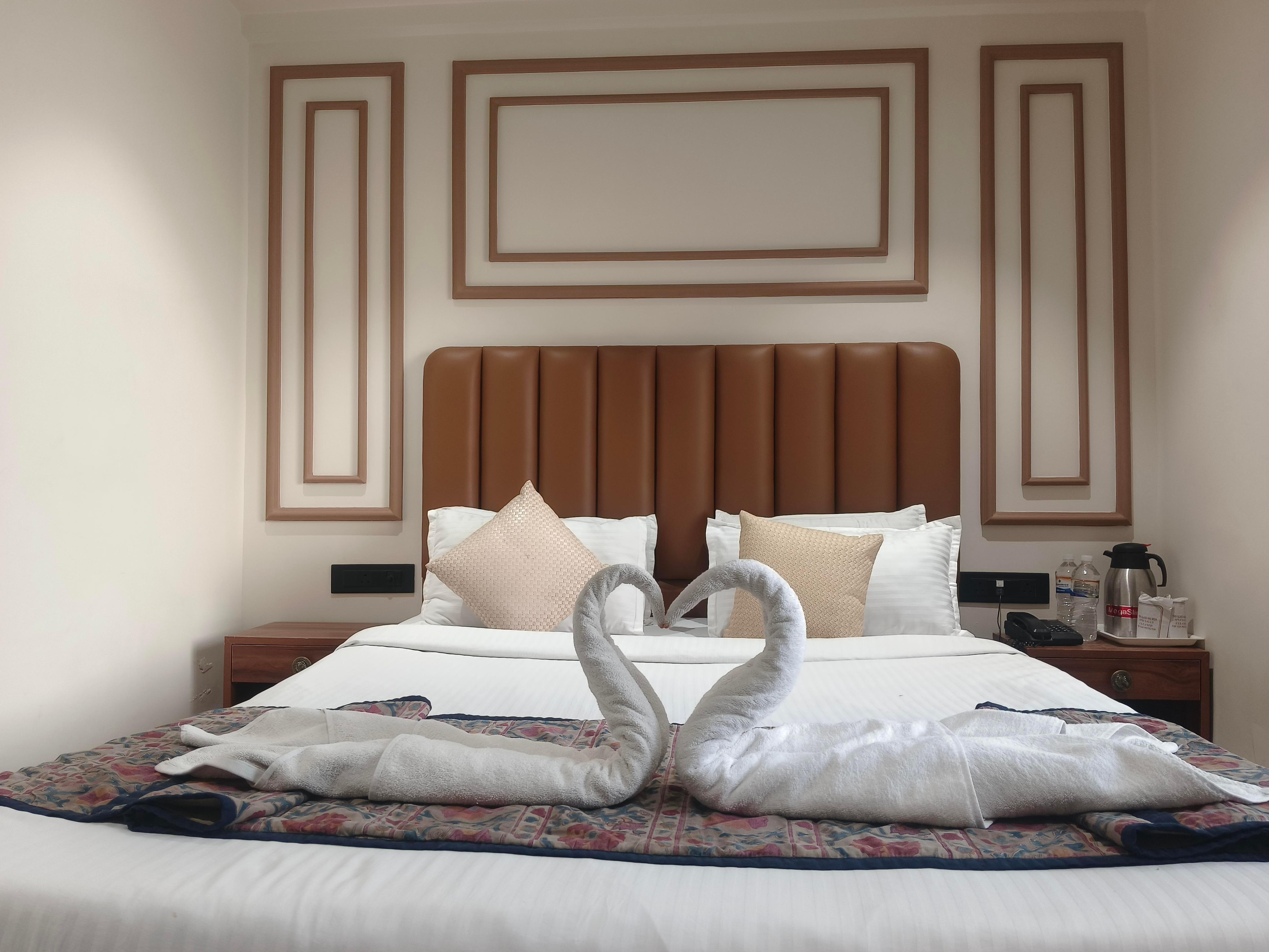 Hotel Ganpati Palace - Tap to explore photos