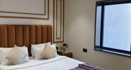 Hotel Ganpati Palace Room Type - Deluxe Room