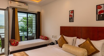 Coorg Jungle Camp Backwater Resort Room Type - The Nest Ac with Balcony
